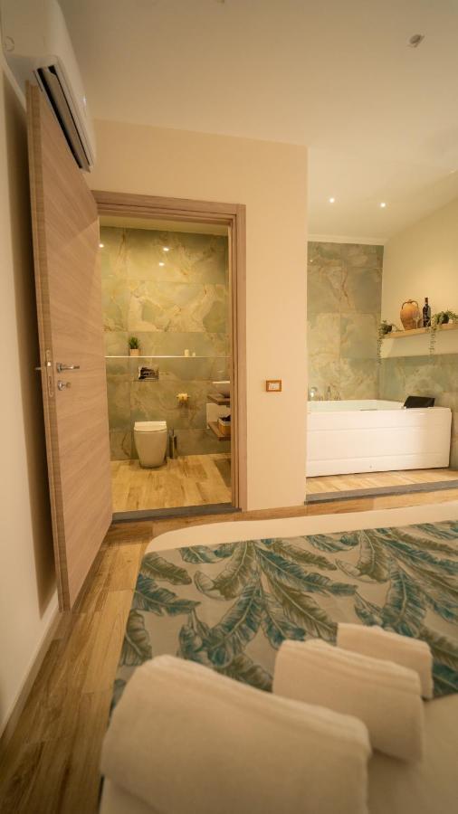גיארדיני נאקסוס Sensoria Naxos Suites מראה חיצוני תמונה