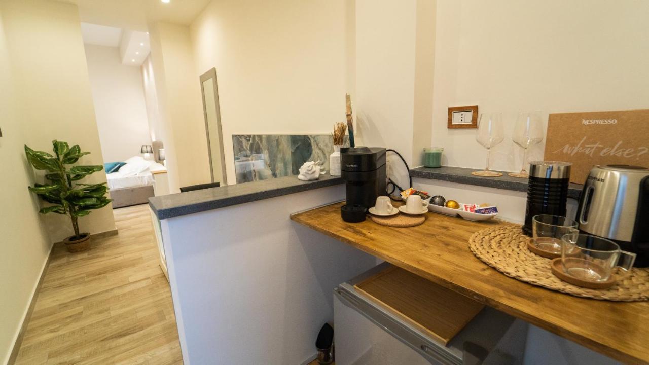 גיארדיני נאקסוס Sensoria Naxos Suites מראה חיצוני תמונה