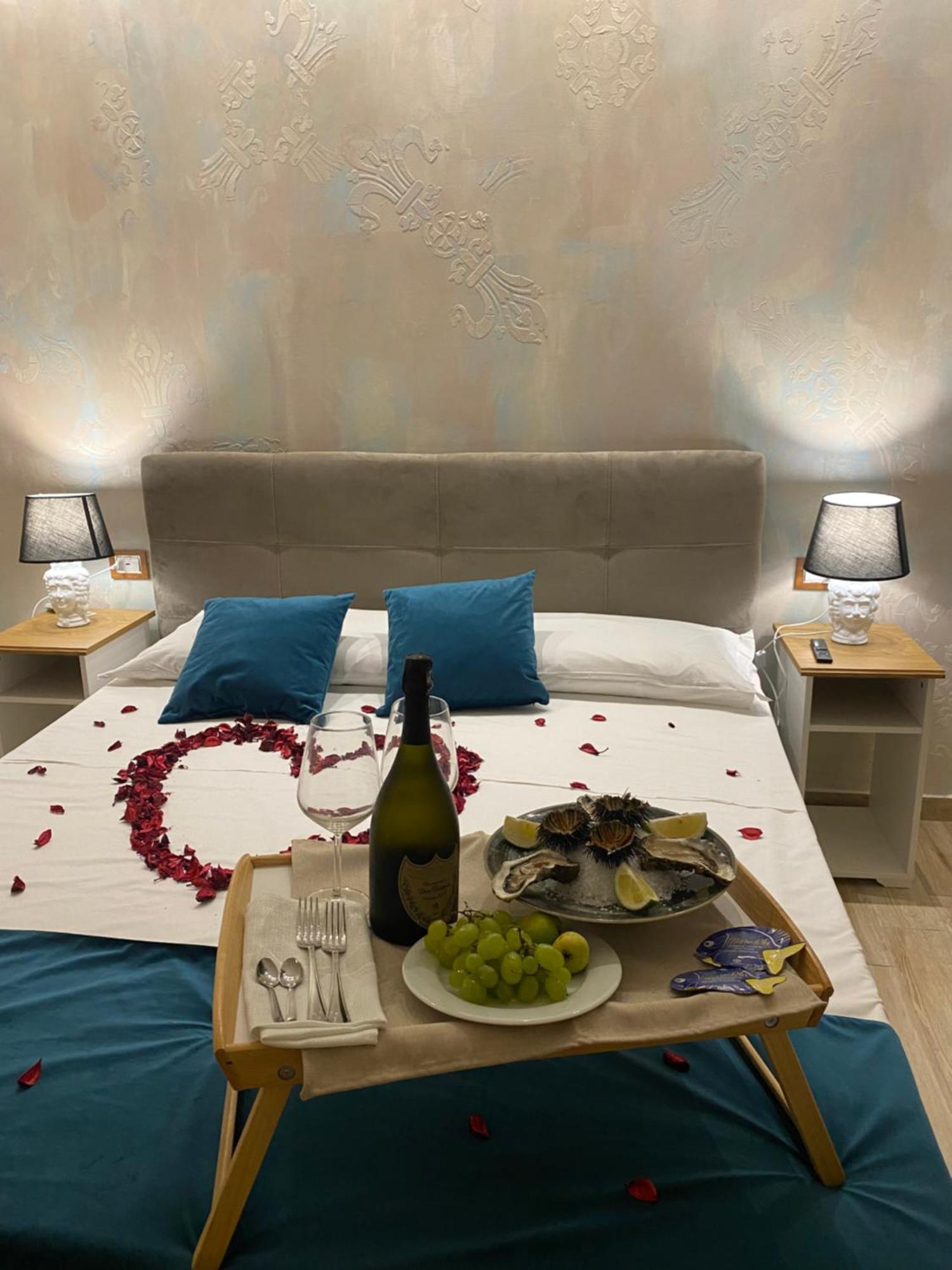גיארדיני נאקסוס Sensoria Naxos Suites מראה חיצוני תמונה