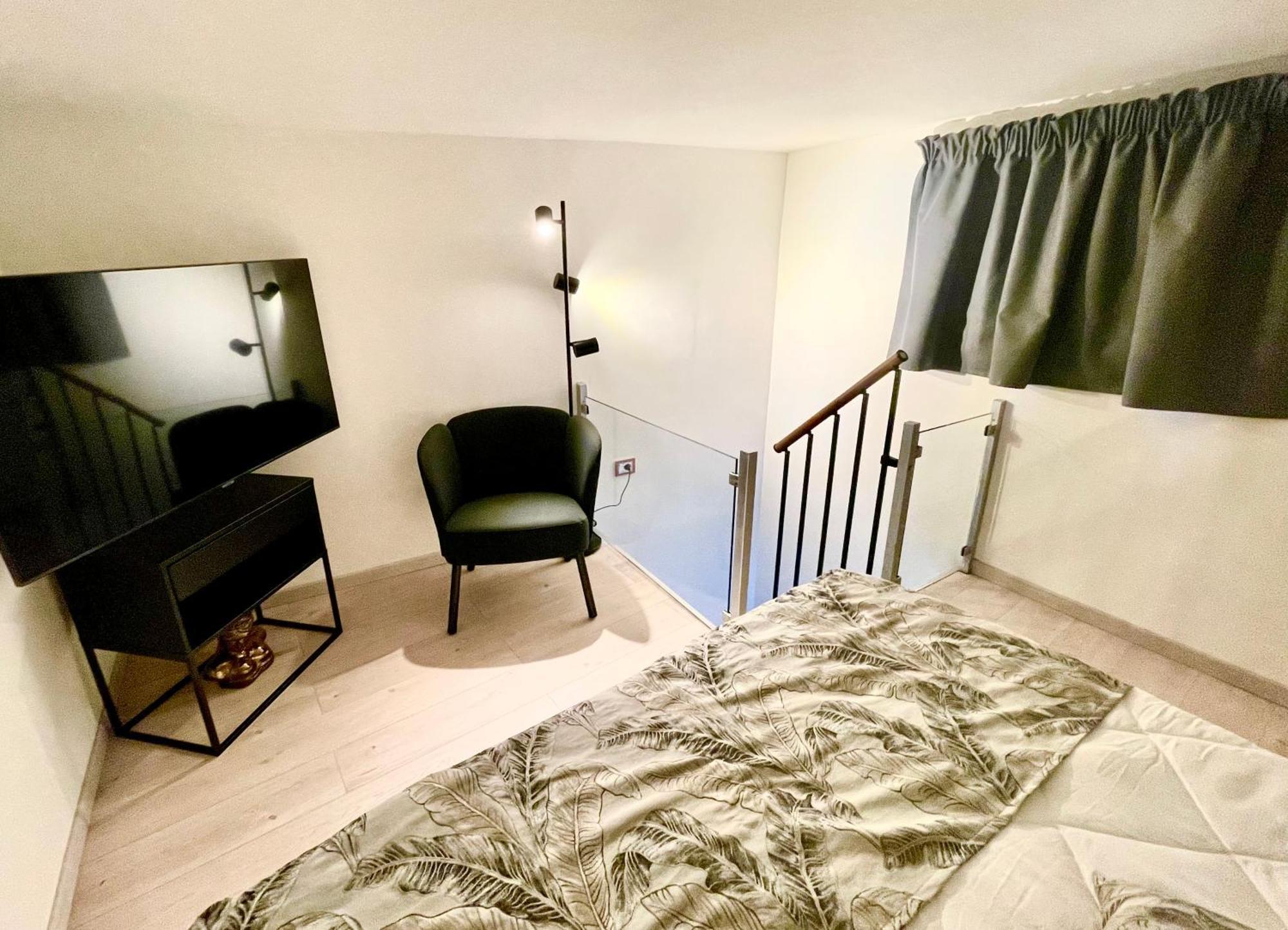 גיארדיני נאקסוס Sensoria Naxos Suites מראה חיצוני תמונה